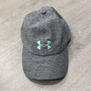 Under armour hat 🎀